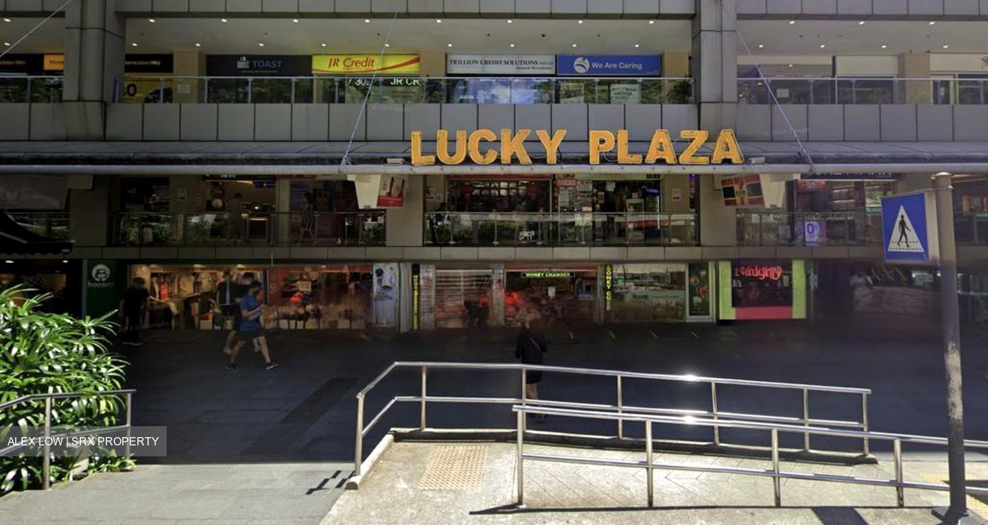 Lucky Plaza (D9), Retail #474942131